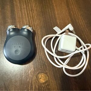 NuFace Mini+ with charger